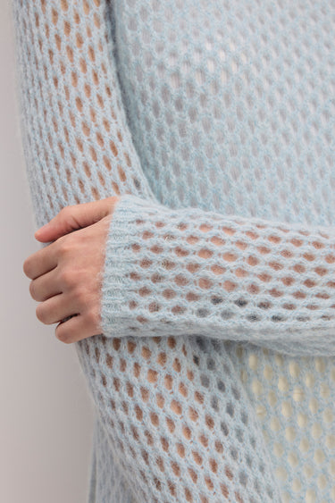 LIGHT BLUE MESH KNIT LONG JUMPER marques almeida everlane