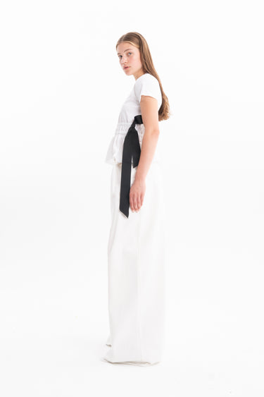 WHITE GATHERED CAP SLEEVE T-SHIRT WITH BLACK BOWS marques almeida