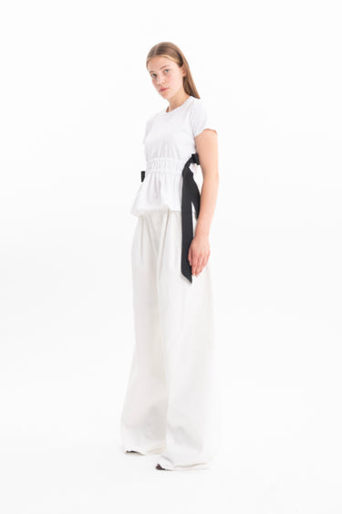 WHITE GATHERED CAP SLEEVE T-SHIRT WITH BLACK BOWS marques almeida